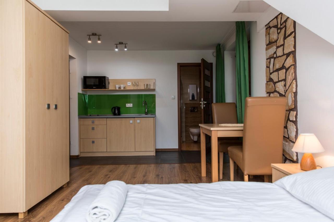 Udanypobyt Apartamenty Przy Dolinach E I F Koscielisko Bagian luar foto