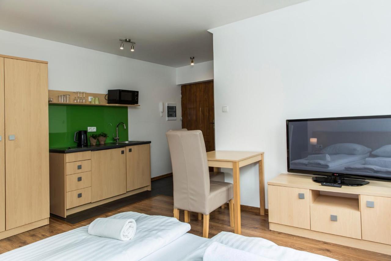 Udanypobyt Apartamenty Przy Dolinach E I F Koscielisko Bagian luar foto