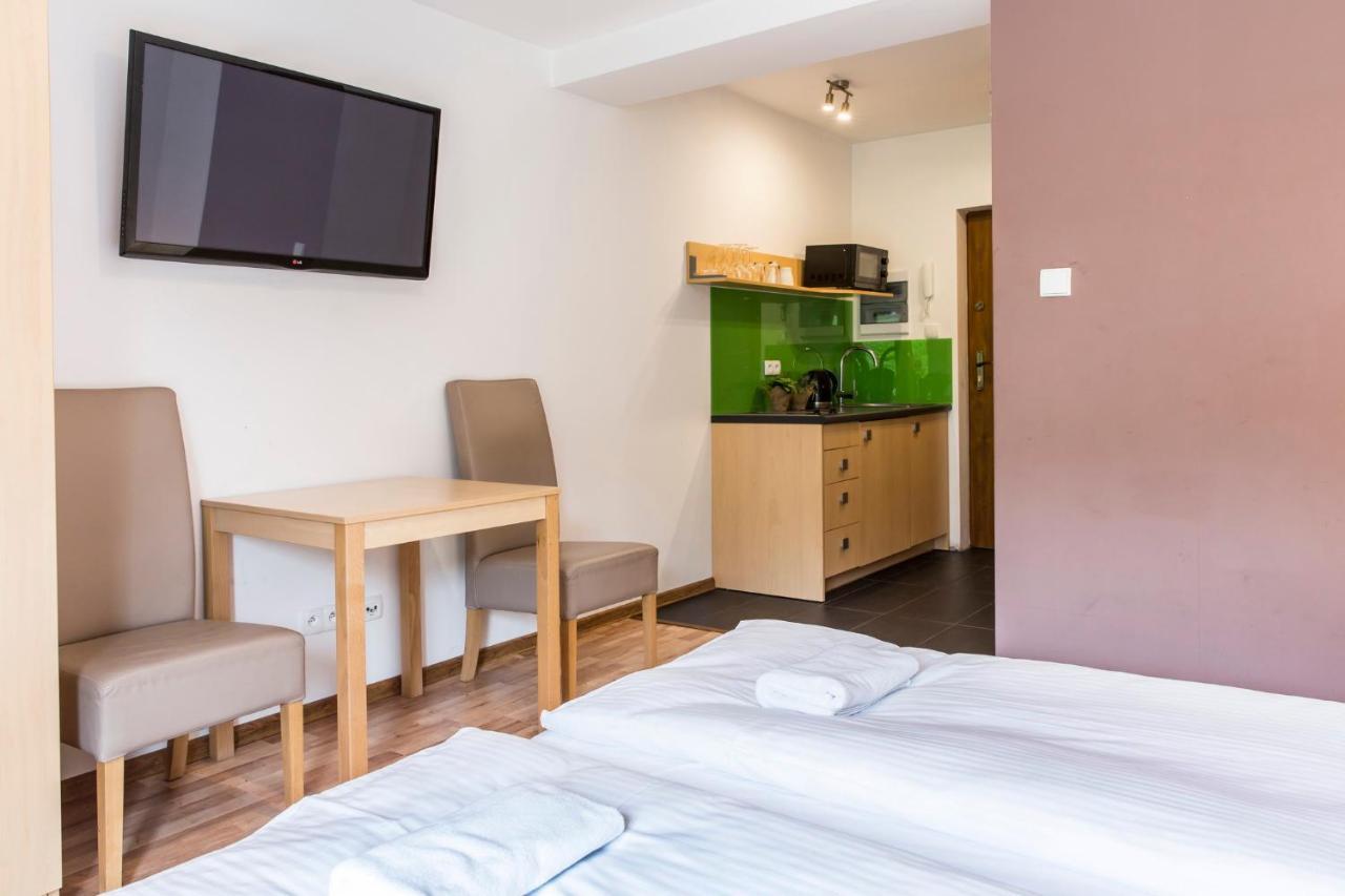 Udanypobyt Apartamenty Przy Dolinach E I F Koscielisko Bagian luar foto