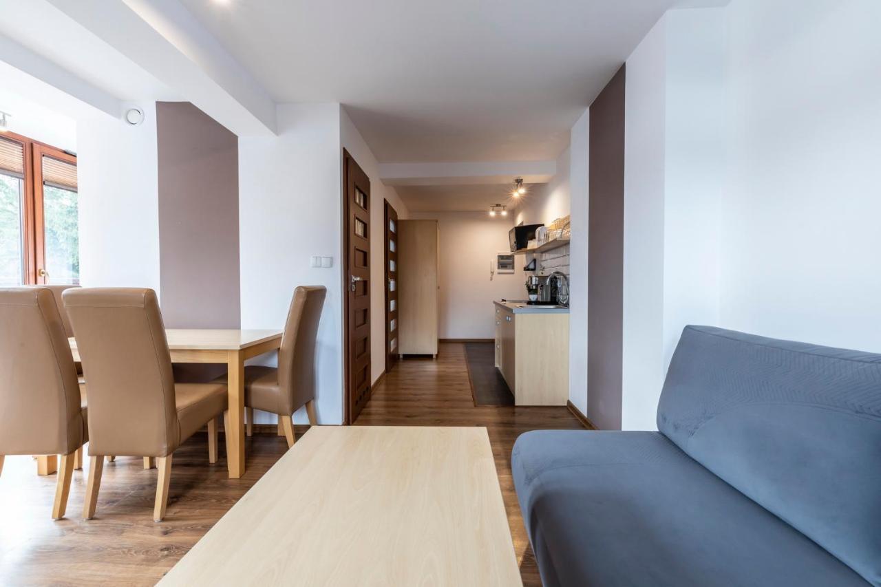 Udanypobyt Apartamenty Przy Dolinach E I F Koscielisko Bagian luar foto