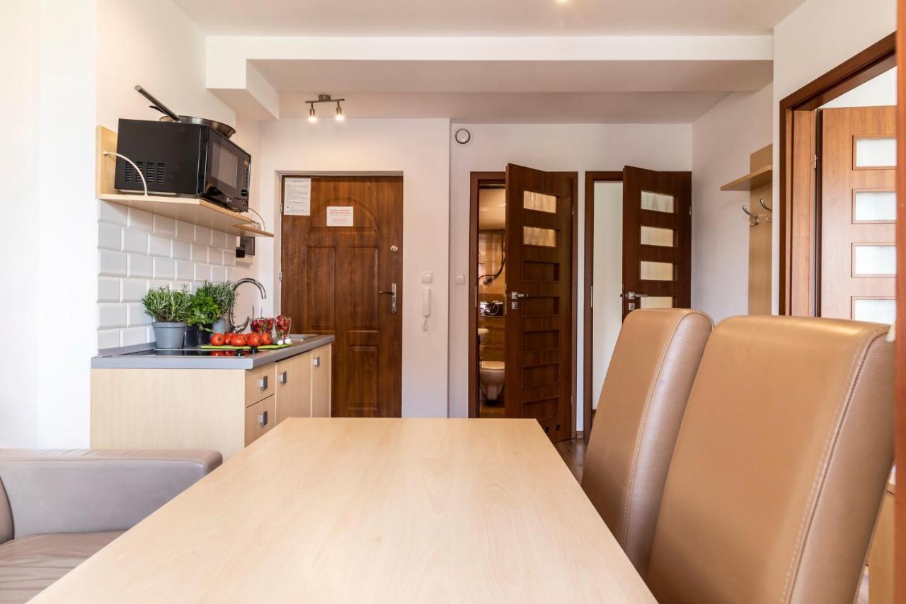 Udanypobyt Apartamenty Przy Dolinach E I F Koscielisko Bagian luar foto