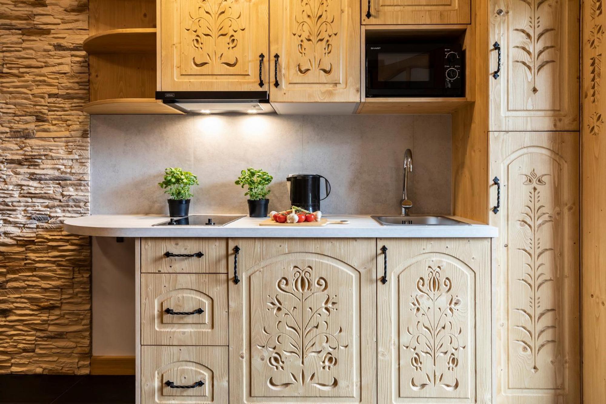 Udanypobyt Apartamenty Przy Dolinach E I F Koscielisko Bagian luar foto