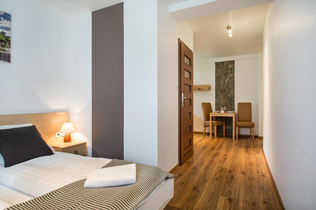 Udanypobyt Apartamenty Przy Dolinach E I F Koscielisko Bagian luar foto