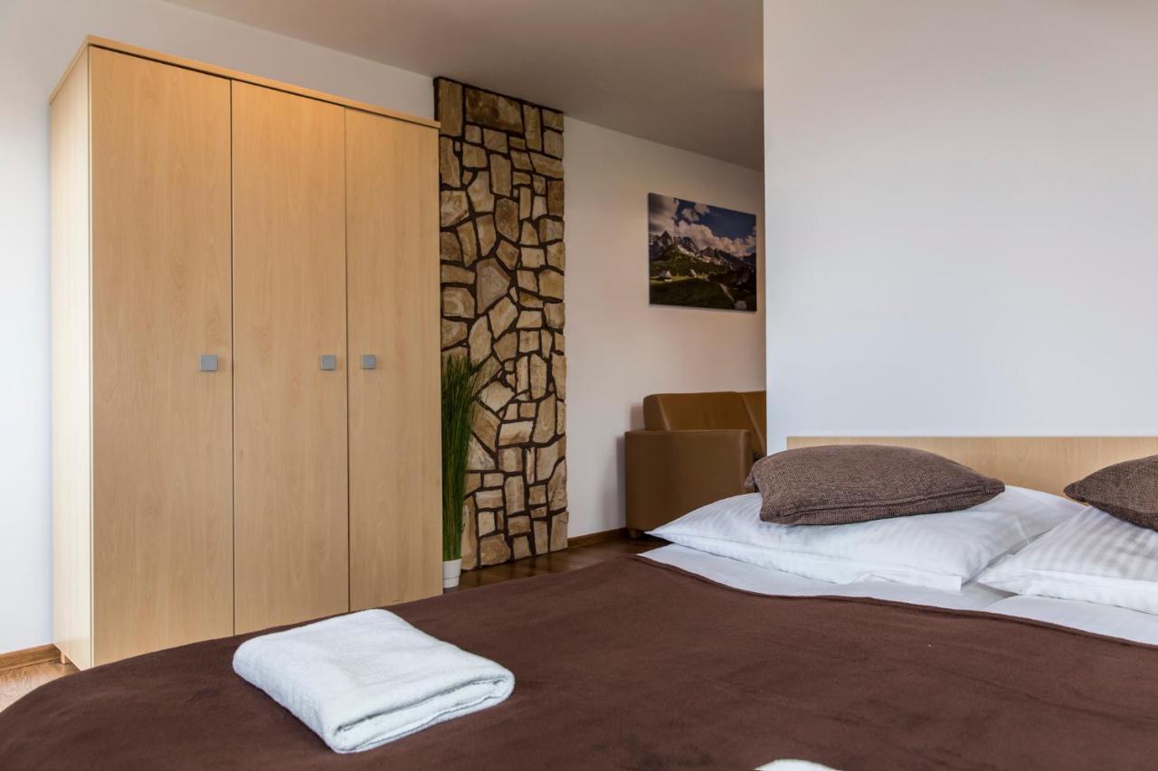 Udanypobyt Apartamenty Przy Dolinach E I F Koscielisko Bagian luar foto